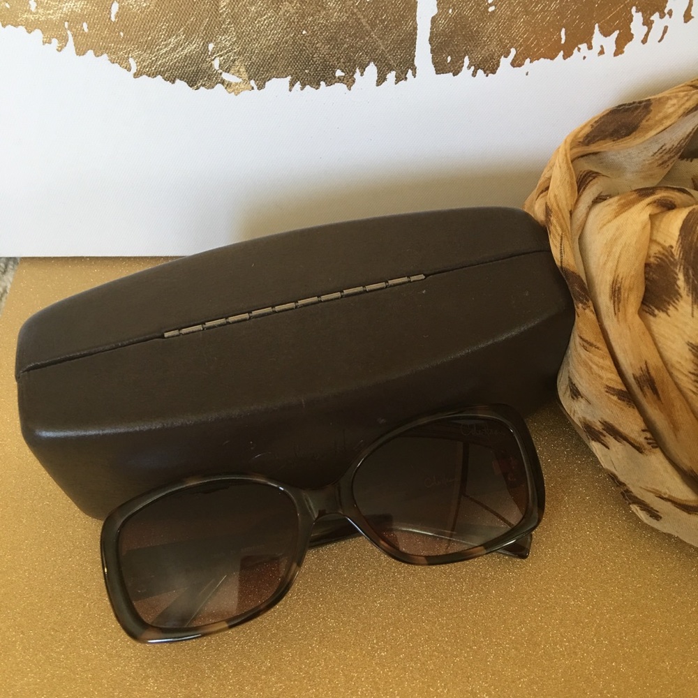 Cole Haan Tortoiseshell Sunglasses 🕶